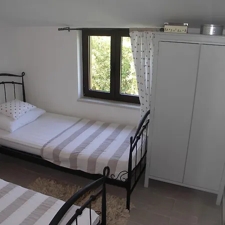 Holiday home Tajana Vinisce