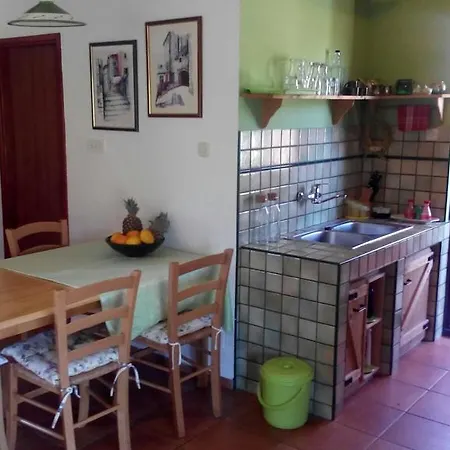Holiday home Tajana Vinisce
